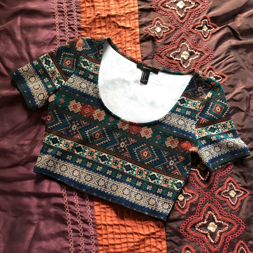 Super Cute Aztec Fall Color Crop Top Tee